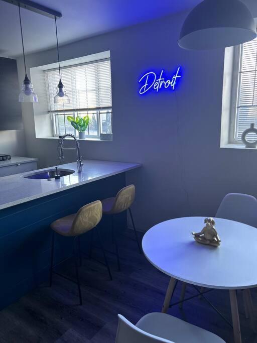 Modern Loft!/Free Parking/Long Stay Friendly! Ντητρόιτ Εξωτερικό φωτογραφία